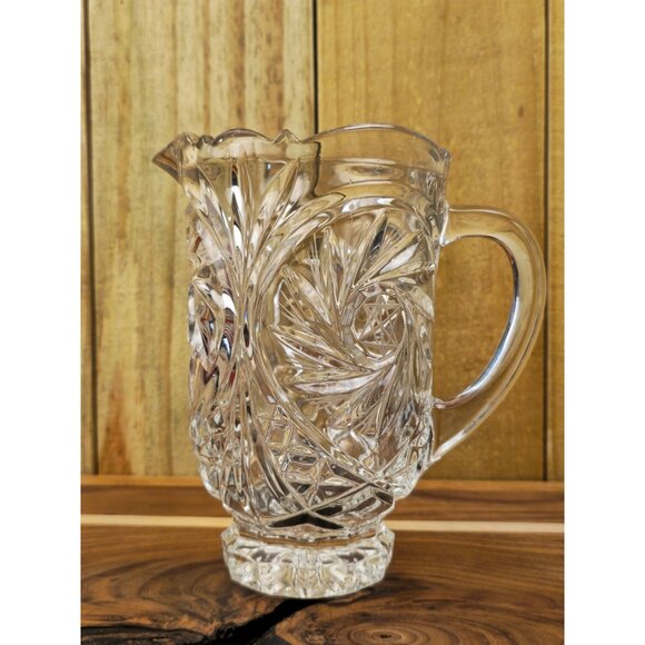 Avitra Royal Pinwheel 24 OZ Lead Crystal Pitcher - Picture 1 of 9
